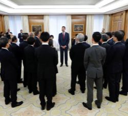 Vista general de la audiencia de los miembros de la Patronal japonesa Nippon Keidanrn con Su Majestad el Rey