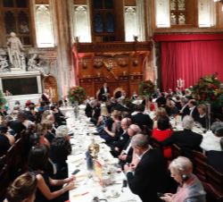 Vista general de la sala durante la intervención de Su Majestad el Rey