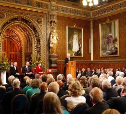 Don Felipe y Doña Letizia durante la intervención del presidente de la Cámara de los Comunes, John Bercow