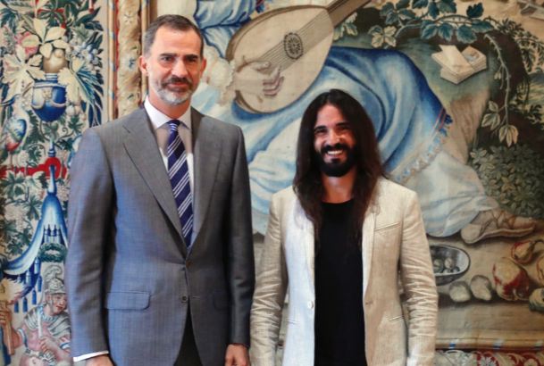 Su Majestad el Rey junto al presidente del Parlamento de las Illes Balears, Baltasar Picornell i Lladó