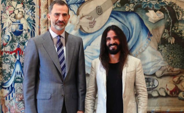 Su Majestad el Rey junto al presidente del Parlamento de las Illes Balears, Baltasar Picornell i Lladó