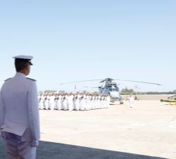 Su Majestad el Rey durante el desarrollo del acto