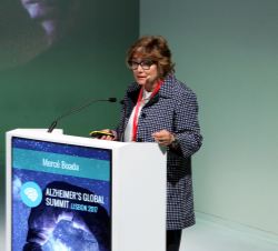 Mercé Boada, fundadora y directora médica de la Fundación ACE, durante su intervención