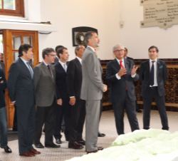 Su Majestad el Rey accede al interior de la Central Hidroeléctrica de La Malva