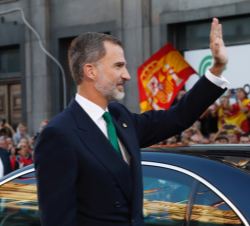 Su Majestad el Rey a su llegada al Teatro Campoamor