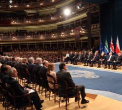 Vista del Teatro Campoamor, premiados y autoridades invitadas