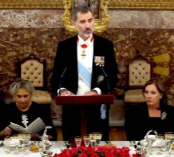 Don Felipe durante su intervención en la cena de gala celebrada en el Palacio Real de Madrid