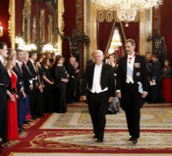 Don Felipe y el Presidente Reuven Rivlin en el Salón del Trono del Palacio Real de Madrid