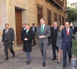 Don Felipe se dirige a pie a la Catedral de Toledo