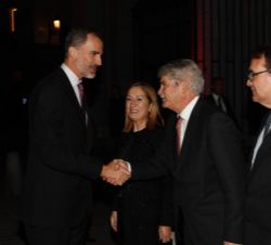 Su Majestad el Rey recibe el saludo del ministro de Asuntos Exteriores y de Cooperación, Alfonso Dastis