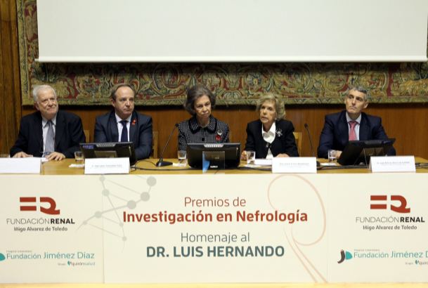 Doña Sofía durante la entrega de los premios de investigación en nefrología