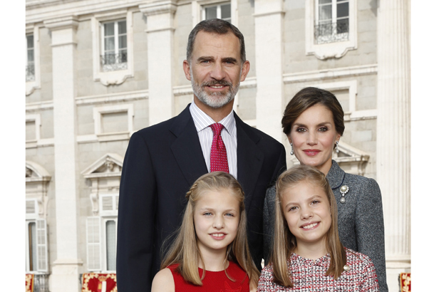 Felicitación de Navidad de Sus Majestades los Reyes. Fotografía de Sus Majestades los Reyes, Su Alteza Real la Princesa de Asturias y Su Alteza Real la Infanta Doña Sofía 
