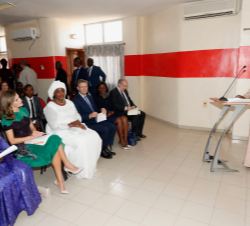 Vista general de la sala multiusos de la sede de la Cruz Roja del Senegal (CRS)