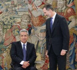 Su Majestad el Rey junto al Presidente del Ecuador, Lenin Moreno, momentos antes del encuentro