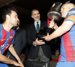 Final del Campeonato de España “Copa de S.M. el Rey” de Fútbol entre los equipos FC Barcelona y Deportivo Alavés