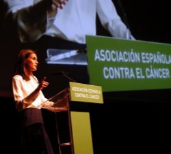 Su Majestad la Reina durante su intervención en el VII Foro contra el Cáncer