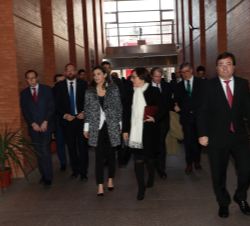 Su Majestad la Reina a su llegada al Centro Cultural Alcazaba