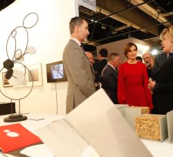 Sus Majestades los Reyes durante la visita