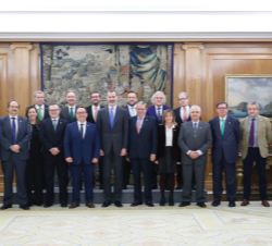 Su Majestad el Rey con el Comité Ejecutivo de la Federación Española de Hostelería