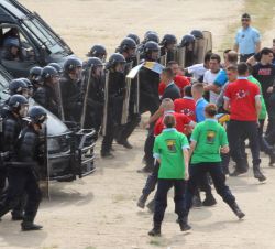Alumnos de la Guardia Civil y de la Gendarmería Nacional Francesa durante una de las prácticas