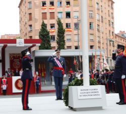 Su Majestad el Rey durante el Toque de Oración por los militares que dieron su vida por España