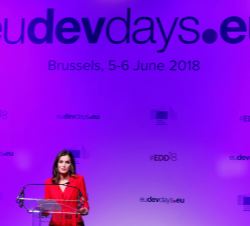 Doña Letizia durante su intervención