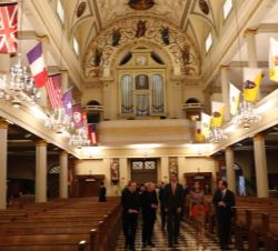 Sus Majestades los Reyes visitan la Catedral de San Luis