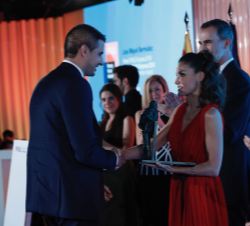 Su Majestad la Reina hace entrega del Premio Empresa 2018 a José Miguel Bermúdez Miquel