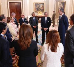 Don Felipe durante el desarrollo de la audiencia