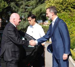 Su Majestad el Rey recibe a Su Excelencia Sir Peter Cosgrove, Gobernador General de Australia