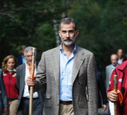 Don Felipe durante el recorrido de la senda de la Pradera