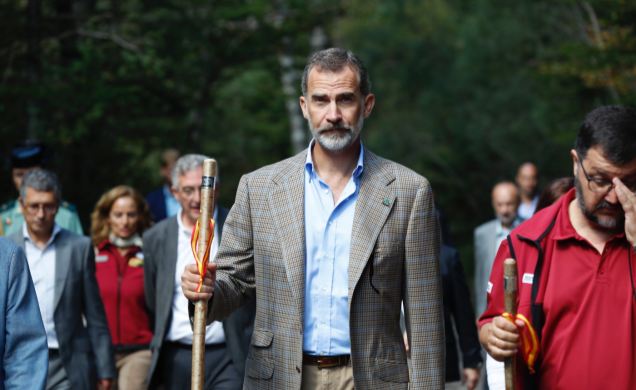 Don Felipe durante el recorrido de la senda de la Pradera