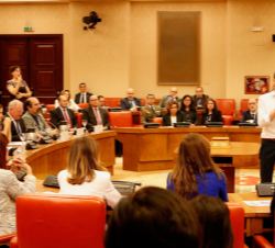 El actor y escritor, Damián Alcolea, durante su intervención