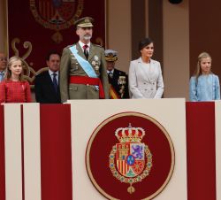 Sus Majestades los Reyes, Su Alteza Real la Princesa de Asturias y Su Alteza Real la Infanta Doña Sofía, en la Tribuna Real 