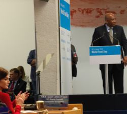 Su Majestad la Reina durante la intervención de Su Majestad el Rey Letsie III de Lesotho