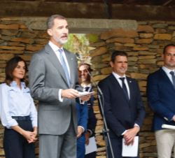 Su Majestad el Rey durante su intervención en la XXIX edición del Premio al Pueblo Ejemplar de Asturias