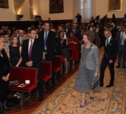 Su Majestad la Reina Doña Sofía a su entrada al Paraninfo de la Universidad de Salamanca