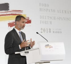 Su Majestad el Rey durante su intervención en el Foro Hispano-Alemán
