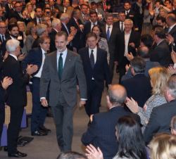 Don Felipe accede al Auditorio del Palacio de Congresos de Valencia