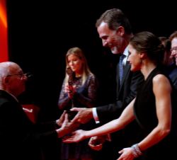 Sus Majestades los Reyes entregan el Premio a la Trayectoria Empresarial: Ricardo Císcar, presidente de Dacsa.