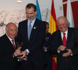 Don Felipe hace entrega de la Mención de Honor 2018 a Enrique García