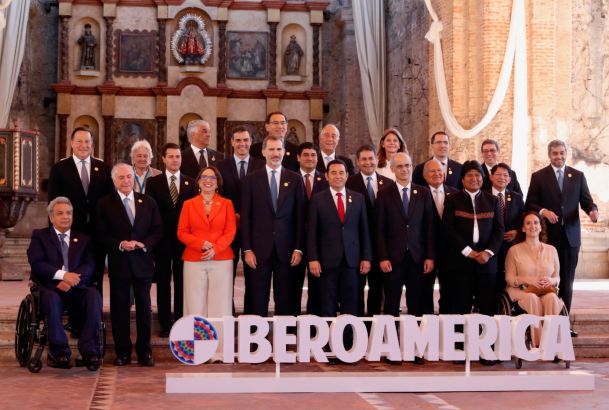 Fotografía oficial de la Cumbre