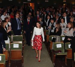 Doña Letizia a su llegada al Teatro Fernando de Rojas