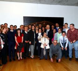 Doña Letizia con los asistentes al acto
