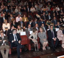Su Majestad la Reina Doña Sofía en el auditorio