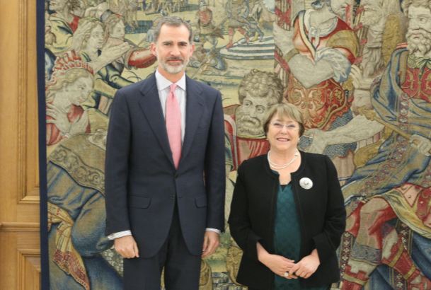 Su Majestad el Rey junto a la Sra. Michelle Bachelet Jeria, Alta Comisionada de las Naciones Unidas para los Derechos Humanos