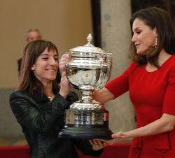 Su Majestad la Reina entrega el Premio Reina Letizia a la karateca Sandra Sánchez