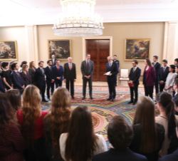 Don Felipe durante la audiencia a las promociones de alumnos del Programa Inside 2017 y 2018