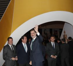 Don Felipe a su entrada en el Auditorio de la Diputación de Alicante