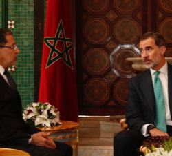Su Majestad el Rey durante su encuentro con el jefe de Gobierno del Reino de Marruecos, Saad Eddine El Othmani